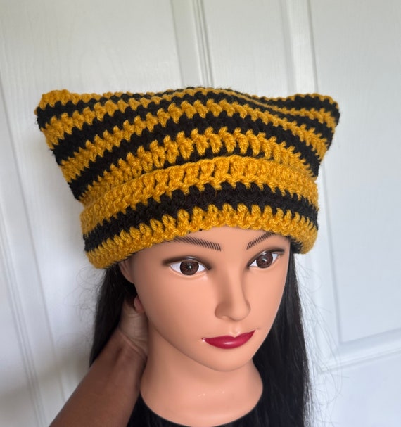 Black and Gold Handmade Beanie Too Skilled Beanie – Base Black & Gold Font – Too Skilled To  main image 3