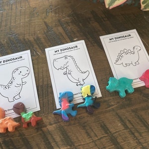 Dinosaur Crayons - Colouring Activity - Gifts for toddles/kids - birthdays, parties, classroom, daycare (Colours & shapes may vary)