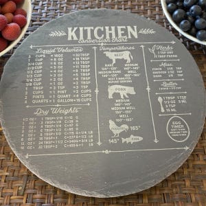 Tabla de conversión de cocina / Tabla de charcutería de pizarra grabada con láser / Regalo de boda o inauguración de la casa