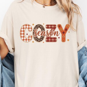 Comfort Colors Fall Floral T-Shirt: Cozy Autumn Season Tee