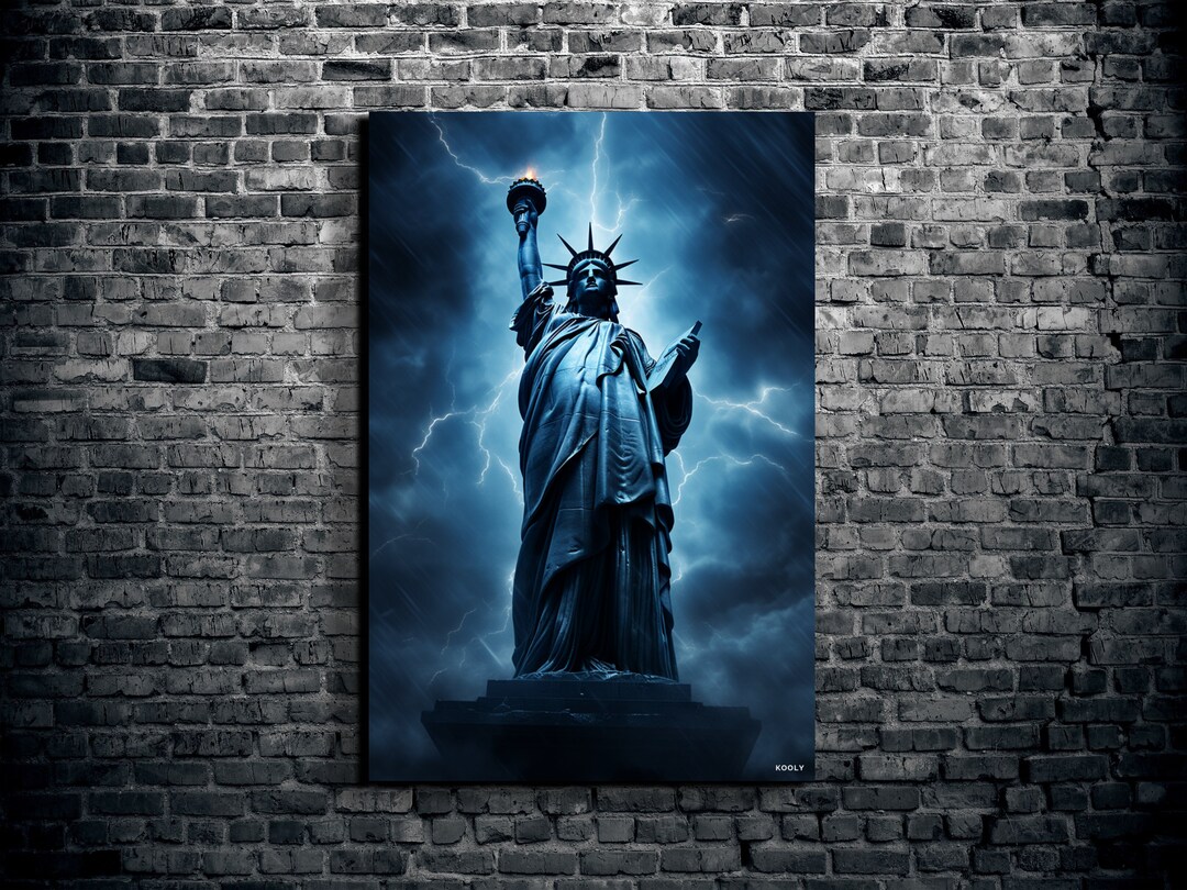 Statue of Liberty Wall Art, ART DECO STYLE Home Décor, Statue of Liberty With Lightning Colorful