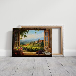 K&ouml;nnte beinhalten: Ein Gem&auml;lde, das ein Fenster mit Blick auf einen Weinberg und ein kleines Dorf in der Ferne zeigt. Das Fenster ist ge&ouml;ffnet und auf einem Tisch davor stehen Trauben, Obst und ein Glas Wein.