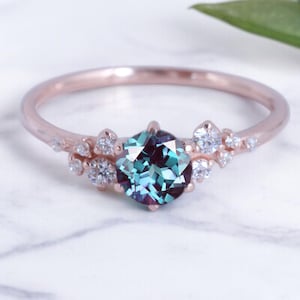 Vintage Alexandrite Engagement Ring Antique Wedding Women&#39;s Ring Marquise Cut Alexandrite Ring June Birthstone Jewelry Birthday Gift For Her