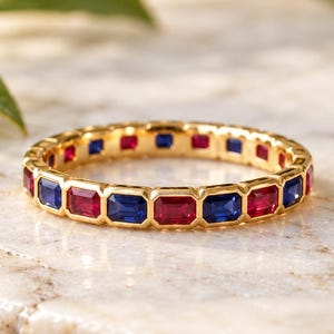 Ruby Sapphire Eternity Band, Alternating Gemstone Ring, Ruby Blue Sapphire Wedding Band, Vintage Gold Anniversary Jewelry, Colorful Gift