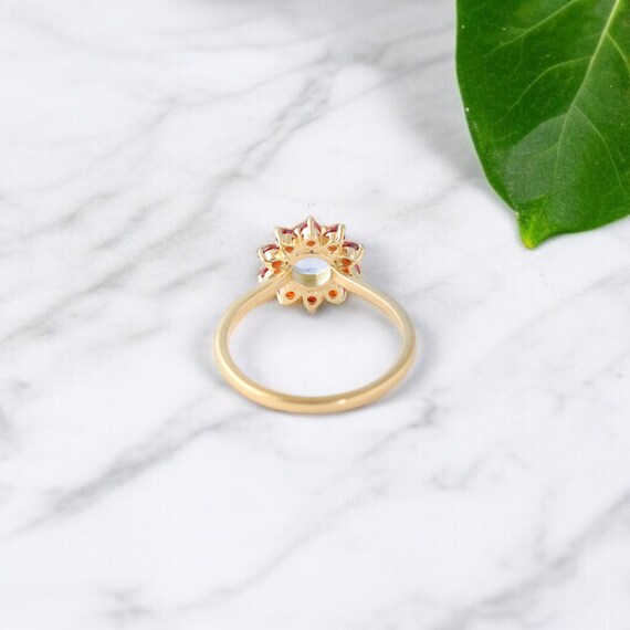 アンティークフローラルシェイプアクアマリンリング ユニークな