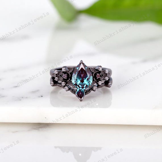 Gothic Black Gold Pear Shape Alexandrite Engagement Ring Set, Black Floral Promise Ring Set Unique Rhodium Black Witchy Ring Bridal Set Gift