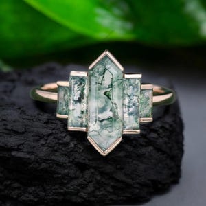 Vintage Long Hexagon Cut Moss Agate Ring unique Rose Gold Band Natural Moss Agate Band Art Deco Baguette Bridal Promise Ring, Bezel Set Ring