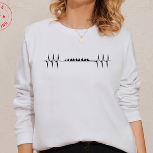 Suéter de latido del corazón de remo, sudadera de cuello redondo de aventura de rafting, cómodo jersey minimalista unisex, camisetas de deportes acuáticos de navegación en grupo, regalo de remo