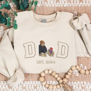 Personalised Photo Sweatshirt for Dad, Embroidered Sketch from Picture Jumper, Custom Dad Est Year Sweater, Family Matching Fathers Day Tops