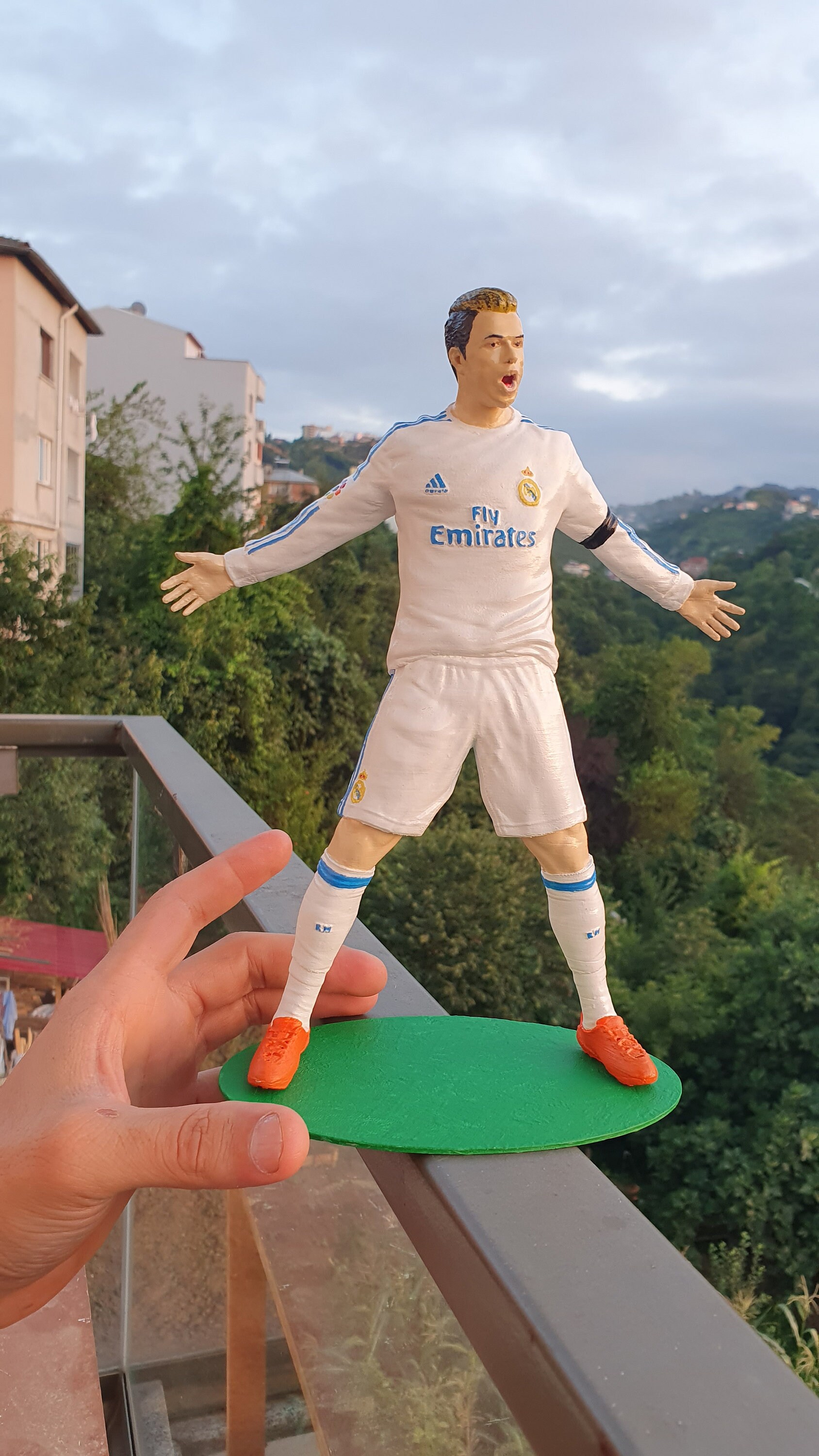 cristiano ronaldo figurine
