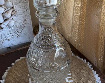 Vtg Whiskey Decanter Pressed Glass w/ Stopper Crown Royal Grapes Etched
