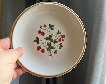 Vintage Strawberries 'n Cream Stoneware Bread Plates, Japan, Set of 2