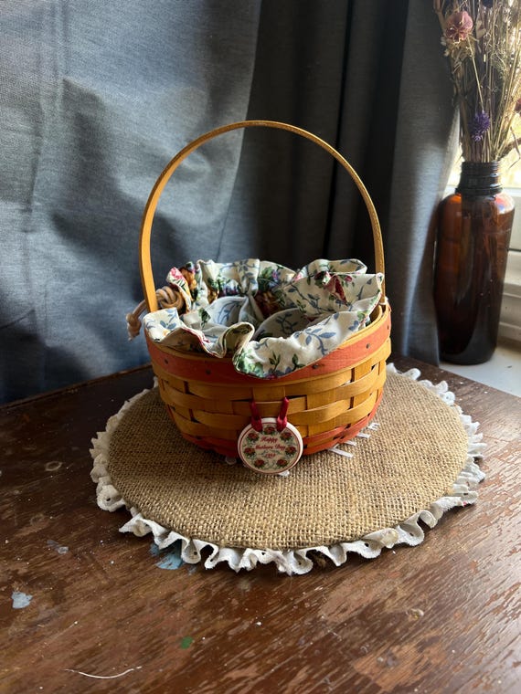 Longaberger Mother's Day Basket 1998: Small Woven Cottagecore