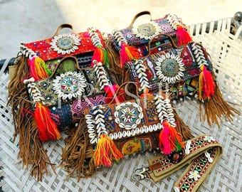 Lebendige Banjara Sling Bag Reine Leder Umhängetasche Boho Indische Kunsthandwerk Kutchi Makeup Beutel Reise Klappe Tasche