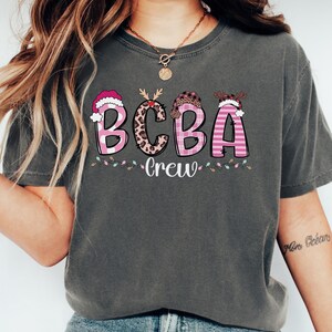 Weihnachten BCBA Shirt, Komfortfarben Verhaltensanalytiker Shirt, Shirt für psychische Gesundheit, Board zertifizierter Verhaltensanalytiker Shirt, BCBA Geschenk