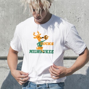 Vintage Nba Milwaukee Bucks Logo Sweatshirt Basketball Shirt 2022–23 Hoodie T-Shirt - AnniversaryTrending