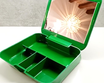 Gedy beauty box designed by Makio Hasuike