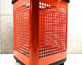 Neolt red wastepaper basket from the 1980s
