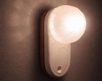 Farstar table/wall lamp from the 1970s, designed by Adalberto dal Lago for Francesconi/Bieffeplast Italia