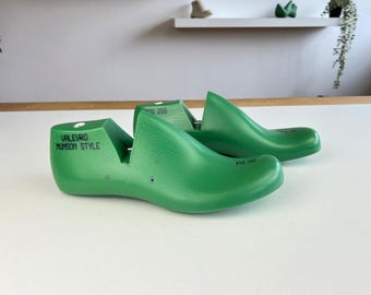 Munson Shoe Last | Boot & Shoe Making Last | DIY Shoemaking and Leather Craft Tool