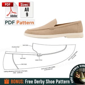 Può includere: Una scarpa mocassino in camoscio beige con suola bianca, presentata con un modello PDF e la scritta "PDF Pattern". Il modello include taglie per tutte le 9 taglie. L'immagine include anche un modello di scarpa Derby gratuito come bonus.