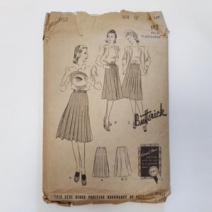 Butterick 1152 1940s vintage sewing pattern for misses and women's skirt in 3 styles size 17 hip 38"