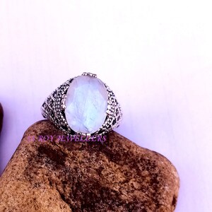 Moonstone silver Ring, statement ring ,Boho ring ,Gemstone ring ,Solid 925 Sterling silver ring ,Blue fire Rainbow Moonstone Ring