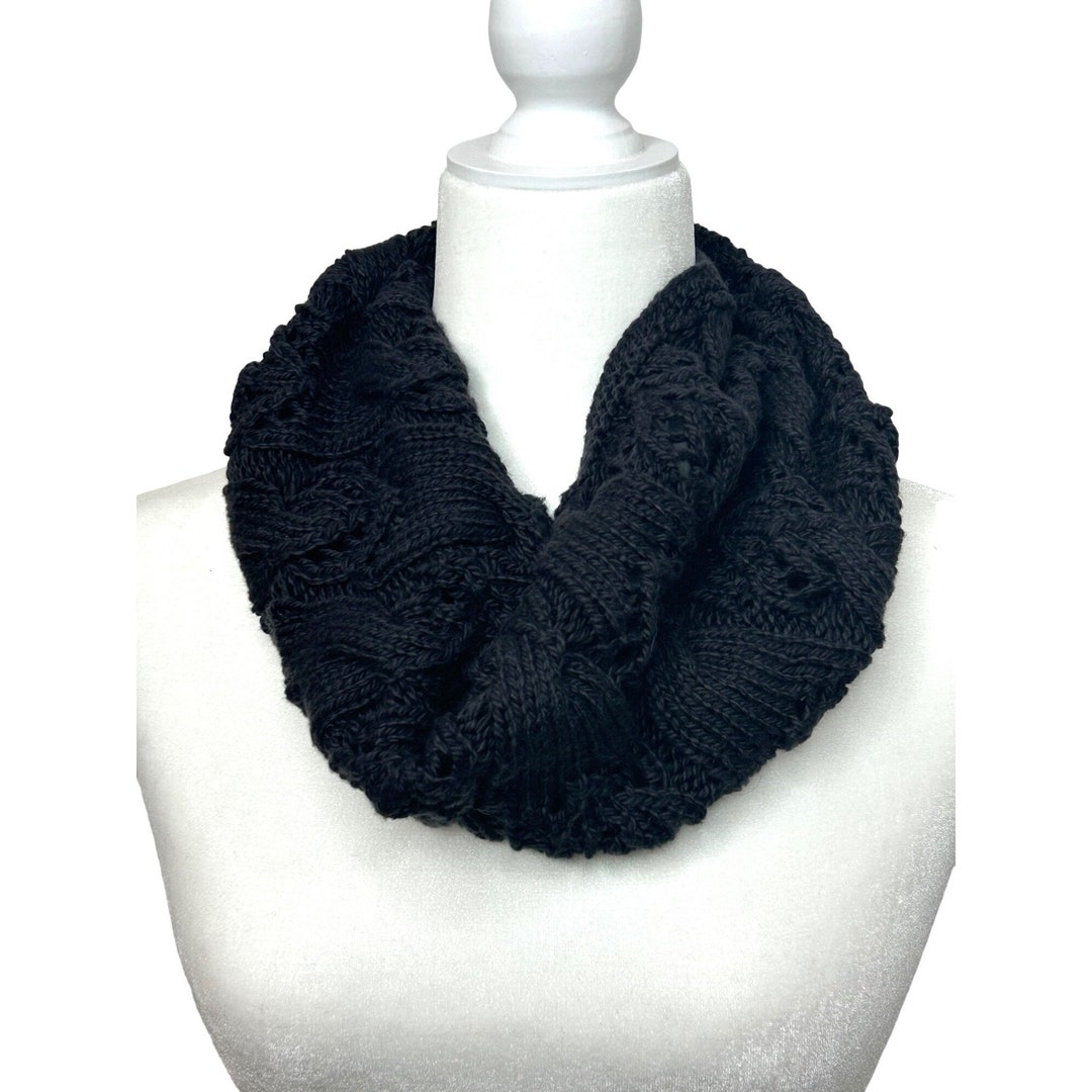 Women’s Infinity Scarf Handmade Black Knitted Ring Chunky Ribbed Winter ...