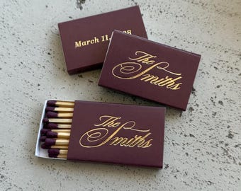 Hochzeit Streichhölzer mit Initialen, benutzerdefinierte Name Streichholzschachteln, elegante Favor Streichhölzer, Details der Hochzeitstisch