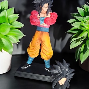 Goku Super Saiyan Figure 4 / 31cm
