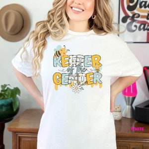 Unisex Gender Reveal Party T-Shirt | Keeper of The Gender Cute Tee | Baby Announcement Shirt | Bee Theme Casual Top