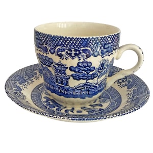 Barratts Willow Pattern 1950s Ironstone Teacup and Saucer