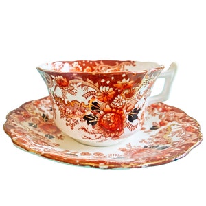 Wellington Early 1900s English Imari Style Teacup and Saucer - Pattern 3767
