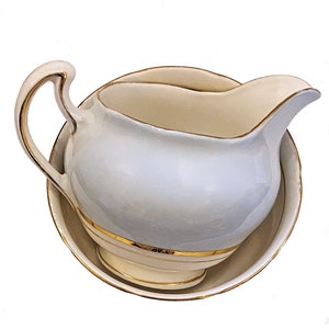 Colclough 1950s Bone China Milchkännchen und Zuckerdose in Pastellblau mit Großzügiger Goldkante und Goldstreifen