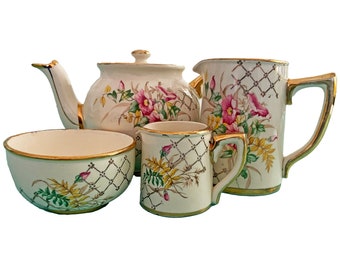 Rare Sadler Individual Teapot, Sugar Bowl and Jugs