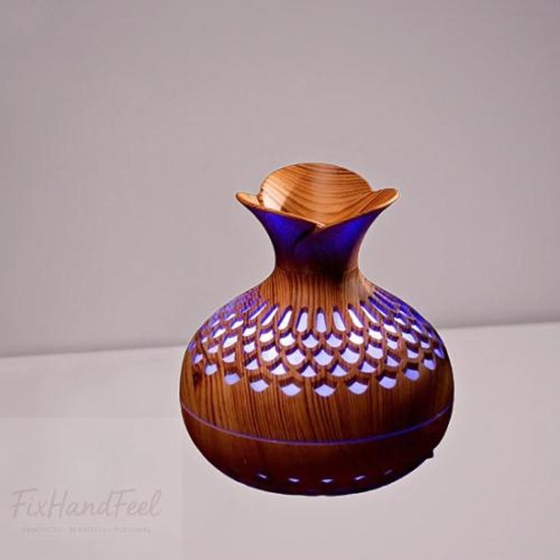 Patterned Diffuser Wood Grain Flowers Diffuser, 300ml Aromatherapy Humidifier With LED ...