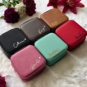 Personalisierte Leder Schmuckschatulle mit Namen, Schmuckschatulle für sie, Brautjungfer Vorschlag Geschenk, Muttertags- und Weihnachtsgeschenk