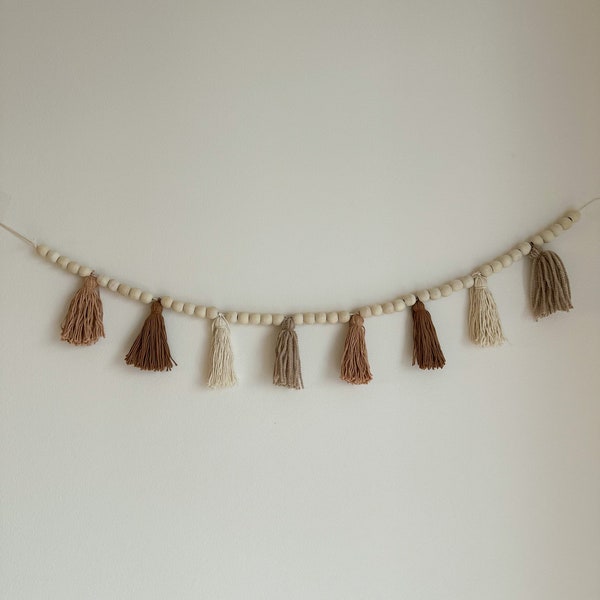 Quasten Girlande Wimpelkette Tasselkette Boho Wandbehang Holzperlenkette Wanddeko