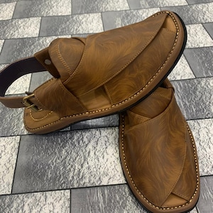 100% Genuine Leather Handmade Peshawri Chappal |Traditional Peshawri Sandals| Premium Quality Peshawri Men&#39;s Chappal with ultra-soft padding
