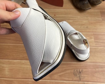 Limited edition Peshawari handmade white leather chappal, Peshawari chappal, Peshawari Men&#39;s sandals, Kaptan chapal, Men&#39;s leather sandals