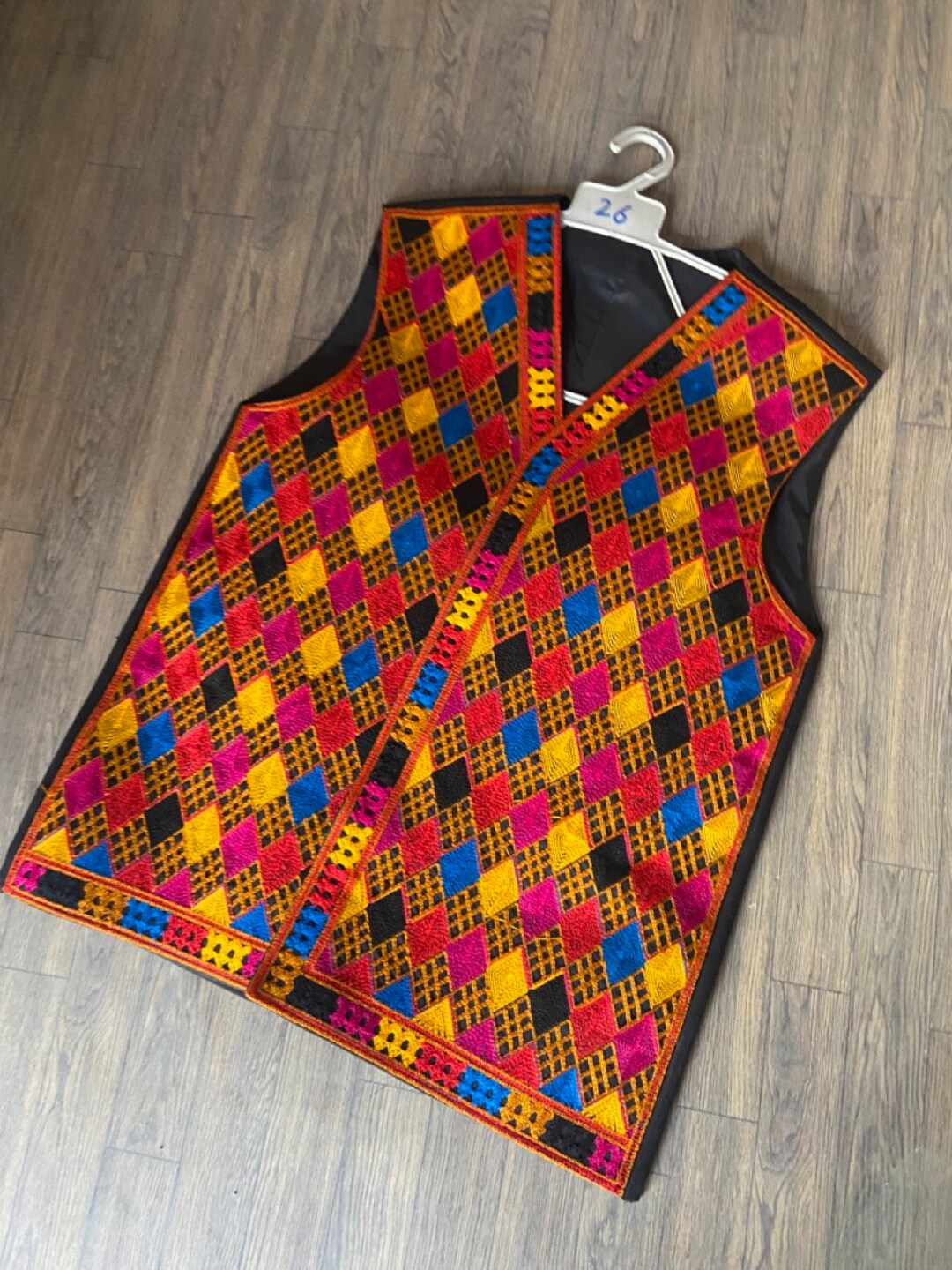 週末限定価格 Karachi glass beads handknit vest Karachi glass beads handknit vest BK | AKIRANAKA ONLINESTORE