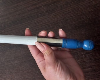 Max Russo wand (white and blue)