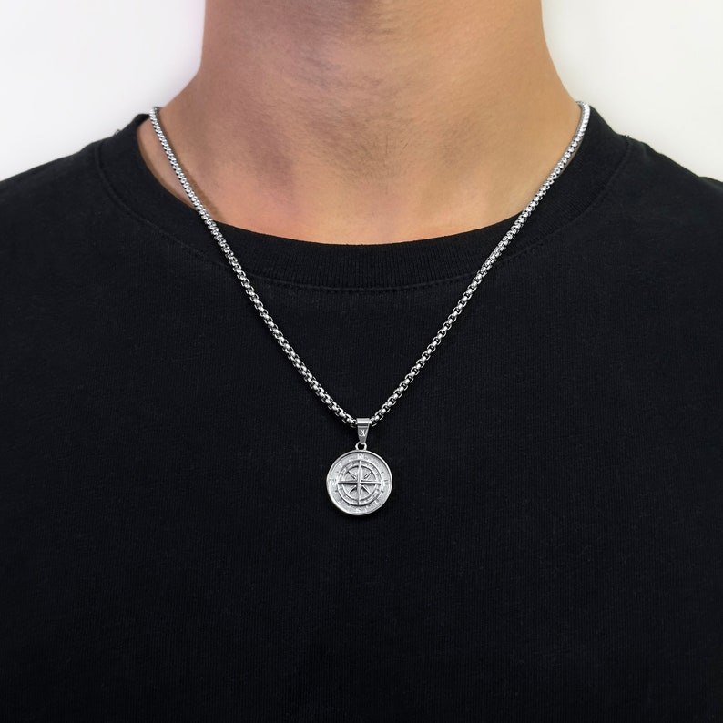 Chaîne de boussole en argent pour homme Chaîne carrée de 2,5 mm Collier de boussole en argent Chaîne étoile du Nord Pendentif boussole Taille 50-60 cm Idée cadeau homme image 1