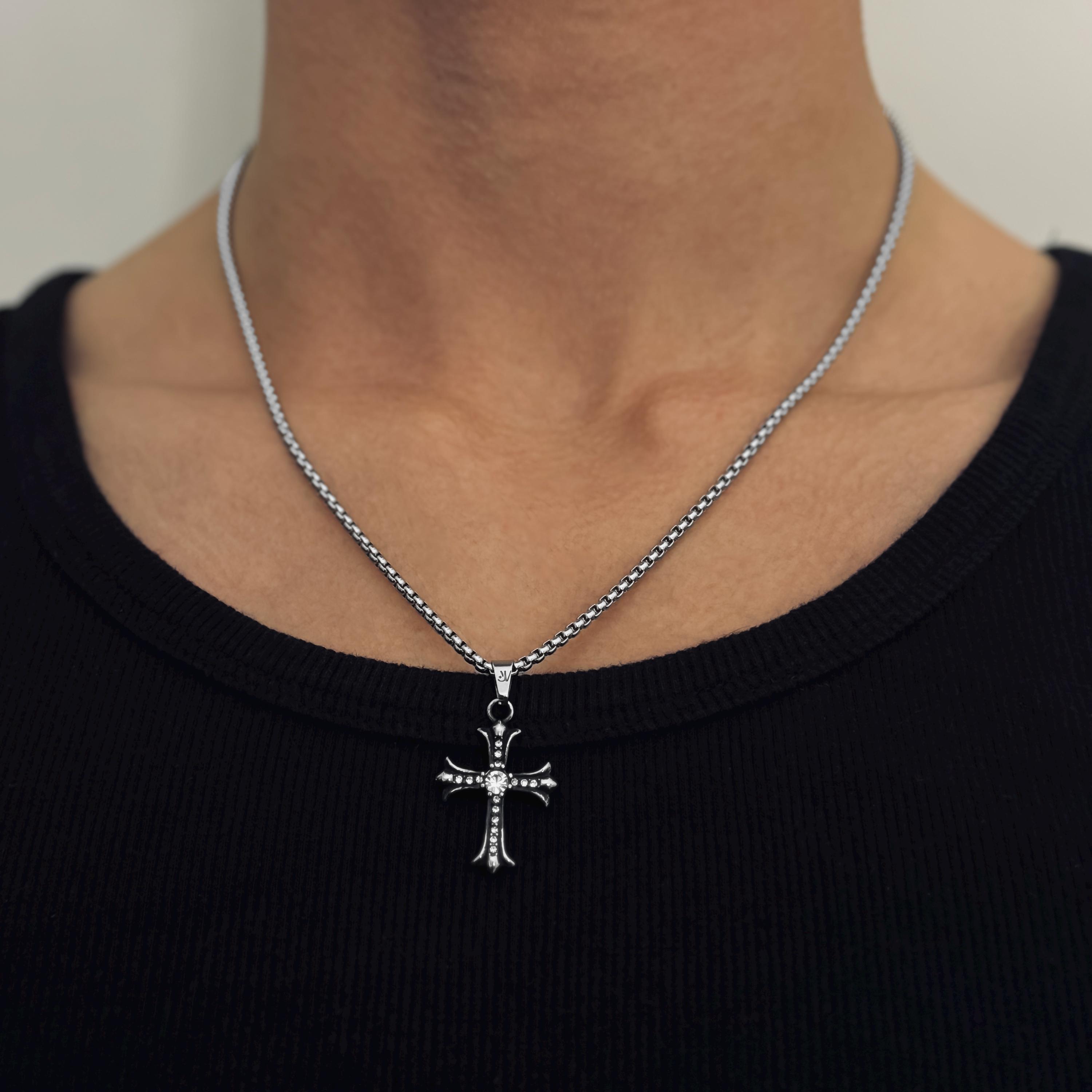 Y2K Cross Chain Silver - Box Chain - Shiny Cross Necklace Y2K Cross Chain Silver - Box Chain - Shiny Cross Necklace