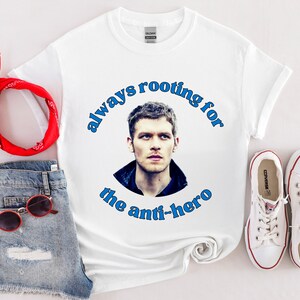 Klaus Anti-Hero Gildan Unisex T-shirt -  Klaus Mikaelson | The Originals Fan Gift | TVD Merch | Enemies to Lovers | Klarolina