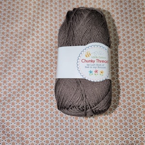 Lori Holt  of Bee in my Bonnet - Chunky thread - Steel - 50g - 140 yards
