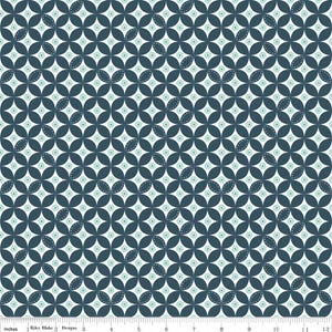 Daisies in Stargazer - Berry Market by Beverly McCullough for Riley Blake Designs