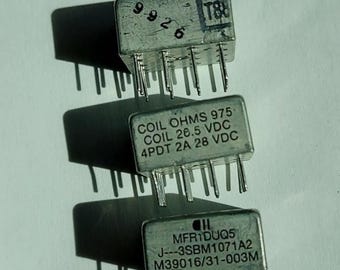 Vintage General Purpose Relays: 4PDT 2A, 28VDC, 975 Ohms - Lot of 3
