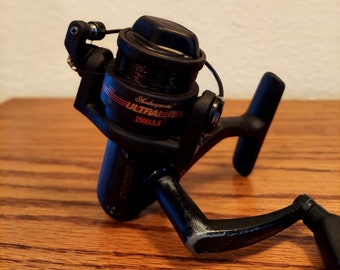 Vintage Shakespeare Sportcast 1973 Fishing Reel | Classic Baitcast