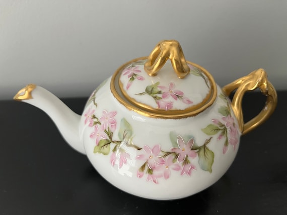 Wm Guerin & Co Limoges 花柄金縁陶磁器皿2枚セット Wm Guerin & Co Limoges 花柄金縁陶磁器皿2枚セット